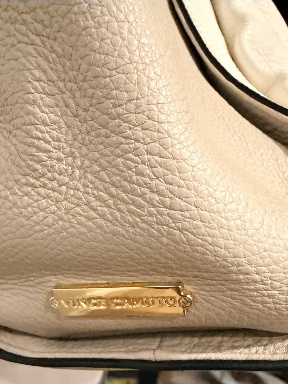 Vince CAMUTO Elegant White Leather Tote with Black Top Handles - Picture 2 of 8